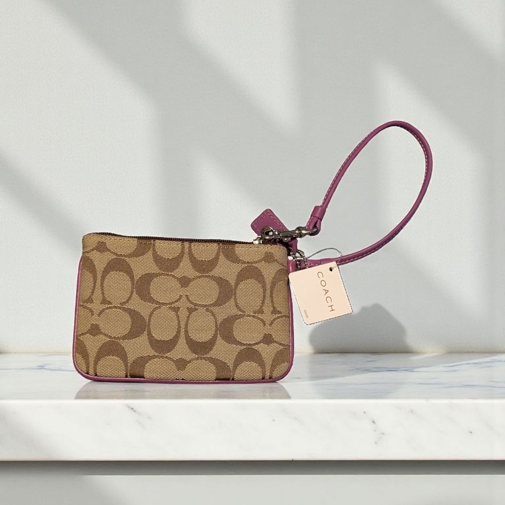 Coach Corner Zip Signature Wristlet Khaki/Berry (NWT) - Picture 3 of 6